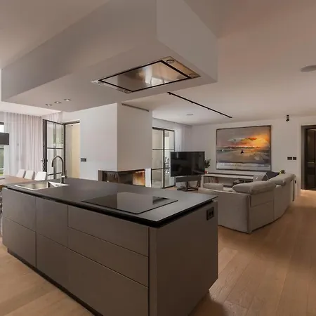 Bora With Sauna And Heated Pool Villa